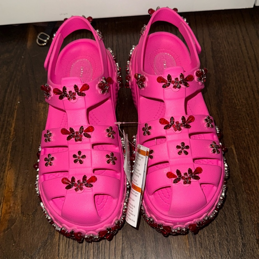 Simone Rocha hot pink fisherman crocs